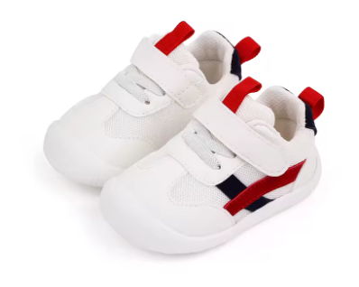 Baby shoes white