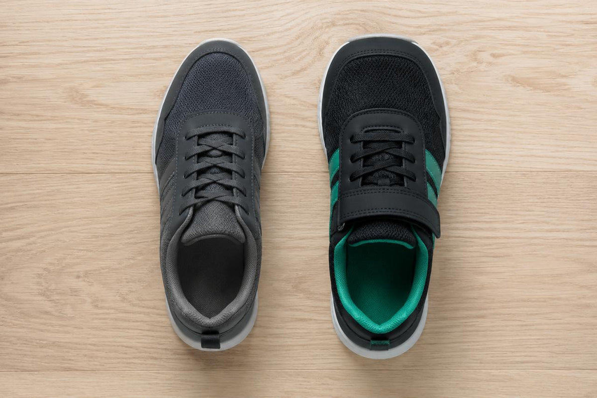 Two children's shoes of the same size side by side, seen from above